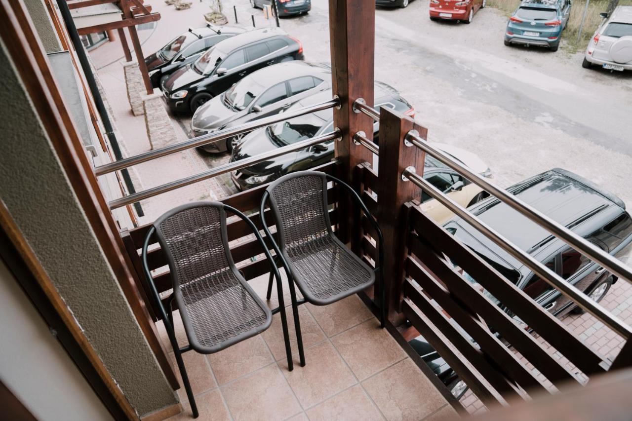 Apartman Angelika Besenova Bagian luar foto